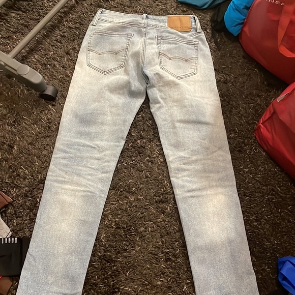 NWOT- Men’s American Eagle Jeans (28”) - Picture 3 of 3